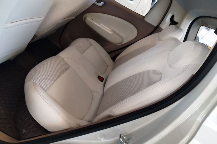 Used Wuling Hongguang MINIEV 2025 Four-Door Version Advanced Edition Left Rear Seat