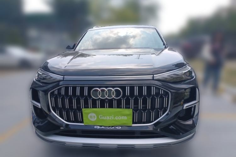 Used Audi Q6 2025 40 TFSI quattro Commemorative Edition Yulin Package 7 Seats Front