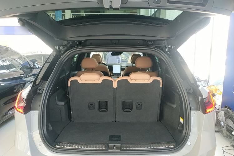 Used Nio ES8 2020 450 km Range 6-Seater Version