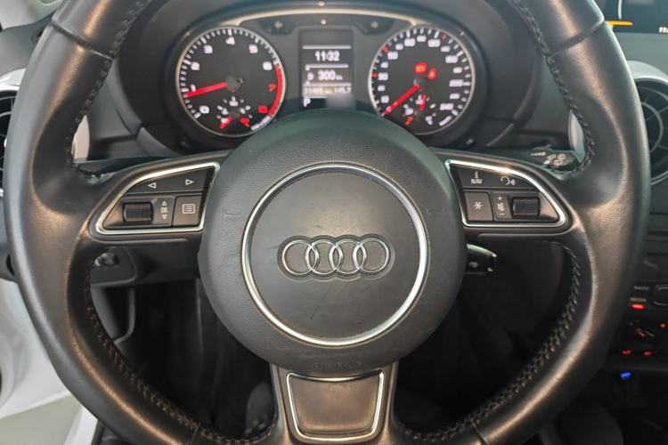 Used Audi A1 2014 30 TFSI Sportback Fashion Model Steering Wheel