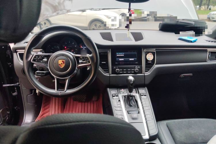 Used Porsche Macan 2017 Macan 2.0T Center Console