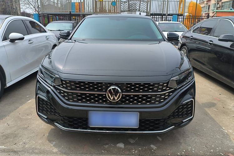 Used Volkswagen Passat 2024 330TSI Starry Elite Edition Front