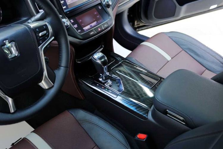 Used Toyota Crown 2017 2.0T Sport Edition Interior 5