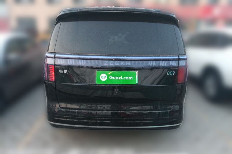 Used Zeekr 009 2022 WE Edition
