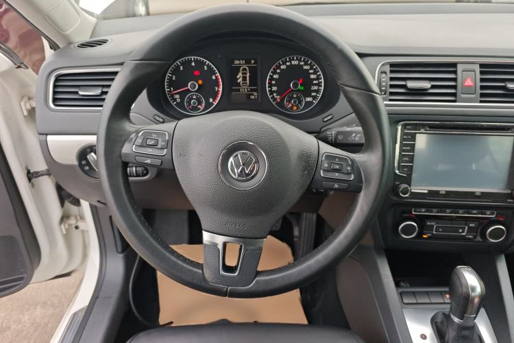 Used Volkswagen Sagitar 2014 1.4TSI Automatic Luxury Model