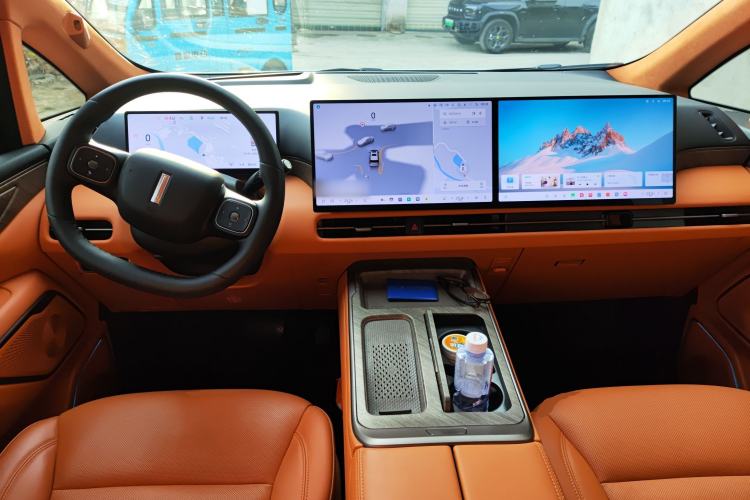 Used Wey Gaoshan 2025 Four-Wheel Drive Alpine 8
