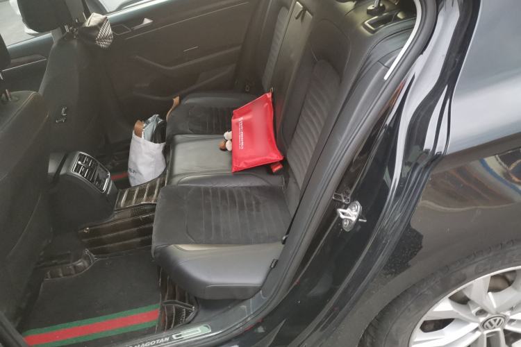 Used Volkswagen Magotan 2017 380TSI DSG Luxury Model Left Rear Seat