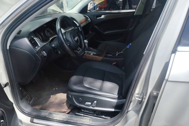 Used Audi A4L 2016 35 TFSI Collector's Edition Automatic Standard Model
