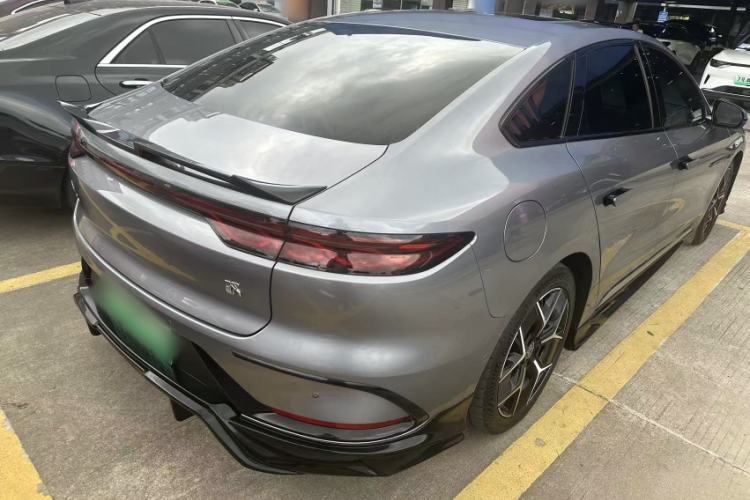 Used BYD Han 2022 EV Genesis Edition 715KM Front-Wheel-Drive Prestige Model Exterior 5