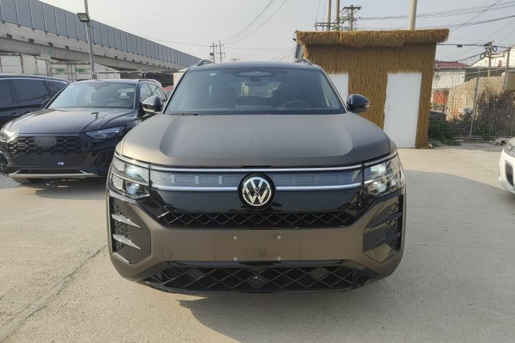 Used Volkswagen Teramont 2025 Tiguan Pro 450TSI Four-Wheel Drive Summit Edition
