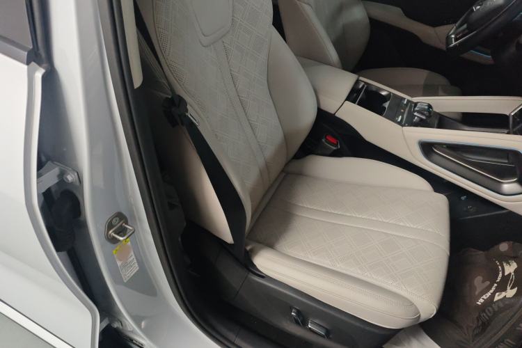 Used BYD Yuan UP 2024 401KM Beyond Edition