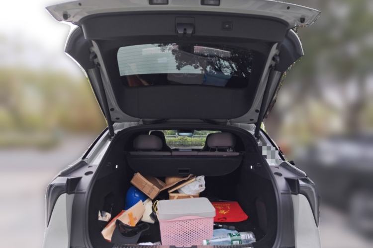 Used HiPhi Y 2023 560 km Pioneer Edition Trunk