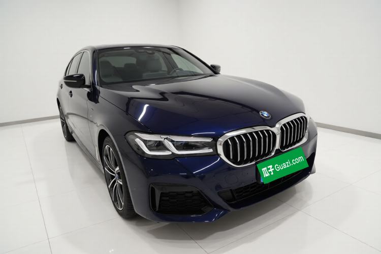 Used BMW 5 Series 2021 525i M Sport Package Exterior 2