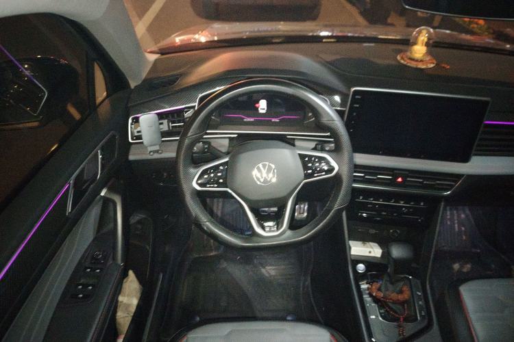 Used Volkswagen Tiguan L 2023 330TSI Automatic Two-Wheel Drive R-Line Flagship Edition