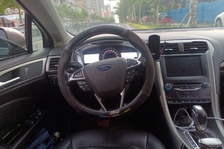 Used Ford Mondeo 2013 2.0L GTDi 200 Luxury Model