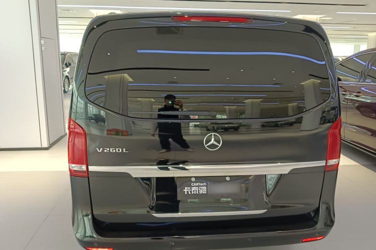 Used Mercedes-Benz V-Class 2017 V 260 L Prestige Extended Edition