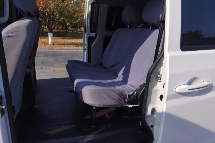 Used Jinbei Gold Hiace 2024 1.5L Passenger Vehicle Engineering Lion 9 Seats
