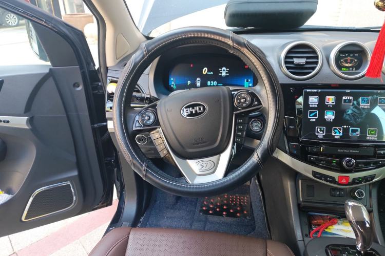 Used BYD S7 2015 2.0T Upgraded Automatic Flagship Version