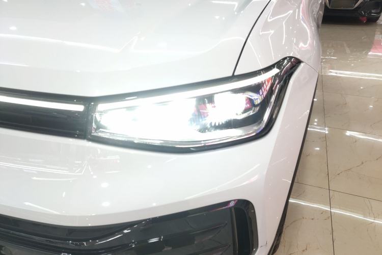 Used Volkswagen Tharu 2025 NewRui 300TSI Prestige Edition