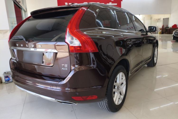 Used Volvo XC60 2017 T5 AWD Smart Upgrade Model
