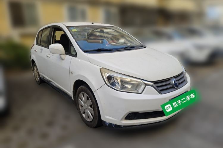 Used Venucia R50 2014 1.6L Automatic Splendid Edition