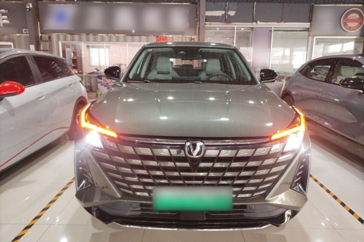 Used CHANGAN UNI-Z New Energy 2024 Blue Whale Smart Electric iDD 125km Excellence Model Exterior 1