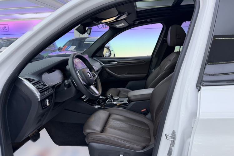 Used BMW X3 2022 xDrive30i Luxury Edition M Night Sky Package Interior 2