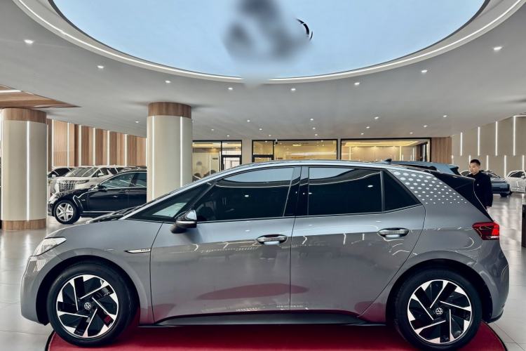 Used Volkswagen ID.3 2023 Pure Smart Edition
