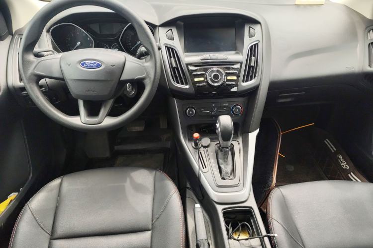 Used Ford Focus 2017 Hatchback 1.6L Automatic Comfort Plus SmartDrive Edition Center Console