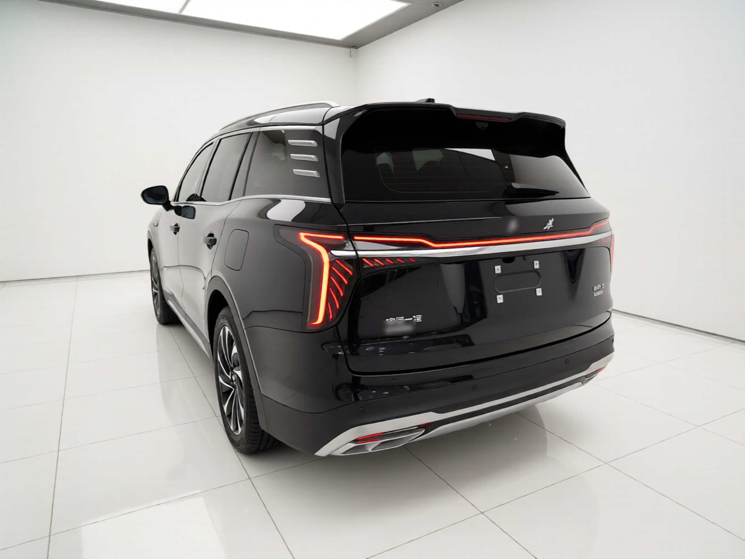 Hongqi HS7 PHEV 2024 2.0T PHEV Four-Wheel Drive Flagship Edition 6 Seats — снимка 4