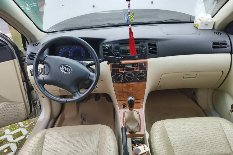 Used BYD F3 2012 Energy-Saving Edition 1.5L Manual Luxury Model