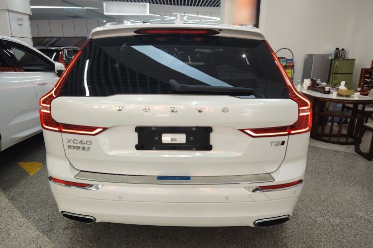 Used Volvo XC60 2021 T5 4x4 Smart Luxury Edition