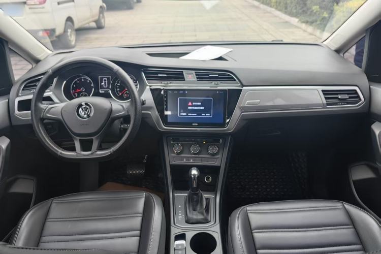 Used Volkswagen Touran 2018 Volkswagen Touran L 280TSI DSG Style Edition 7 Seats China V Emission Standard