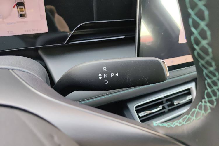 Used BYD Qin L 2025 EV 470KM Leading Edition Gear Lever