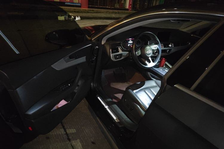 Used Audi A5 2019 Sportback 40 TFSI Fashion Model Driver Seat