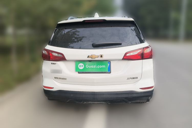 Used Chevrolet Equinox 2019 535T Automatic YuJie Edition China VI Rear
