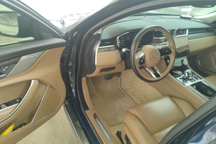 Used Jaguar XFL 2021 XFL 2.0T P250 Two-Wheel-Drive Luxury Deluxe Edition
