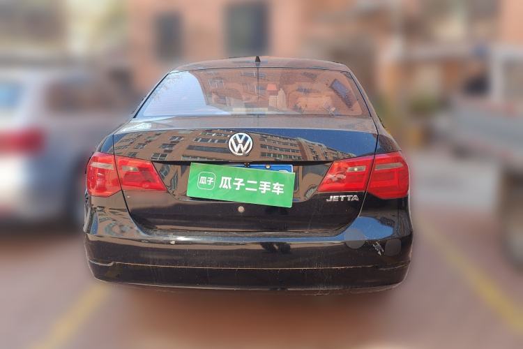 Used Volkswagen Jetta 2013 1.6L Manual Fashion Edition
