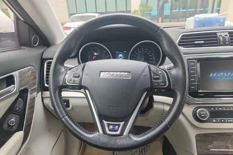 Used Haval H6 Coupe 2015 Blue Label 2.0T Manual Two-Wheel-Drive Elite Model

