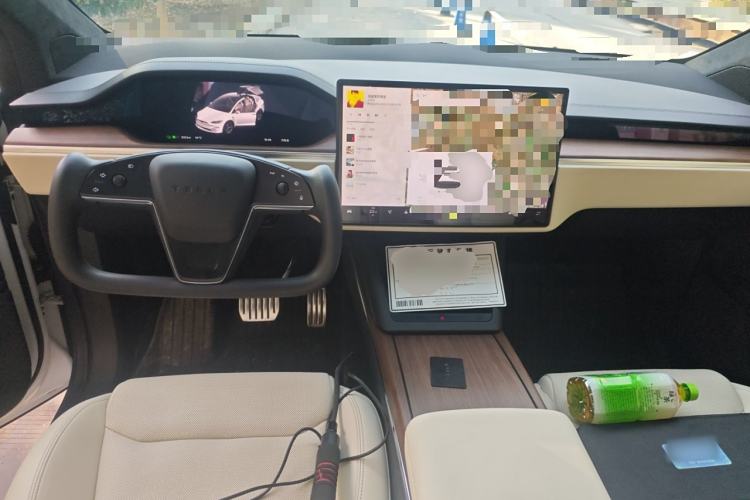 Used Tesla Model X 2023 Dual-Motor All-Wheel-Drive Version Center Console