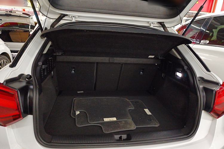Used Audi Q2L 2018 35 TFSI Launch Exclusive Edition China V Trunk