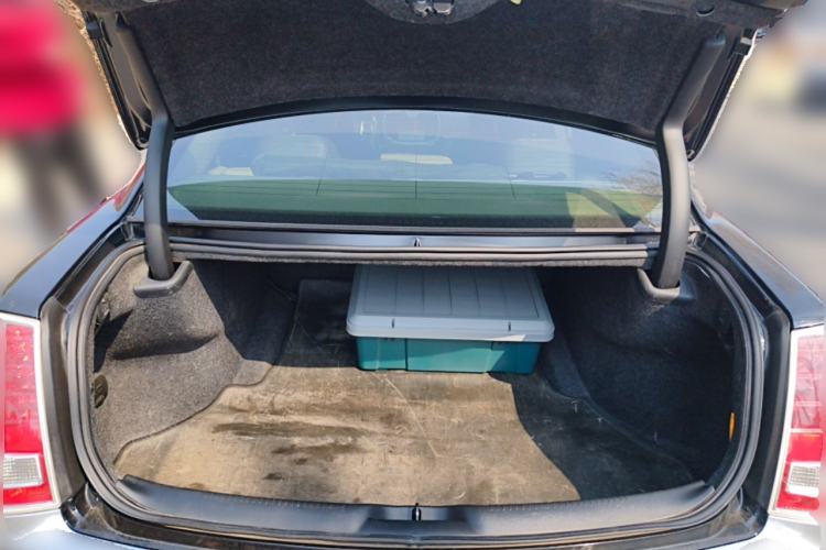 Used Chrysler 300C 2013 3.6L Premium Edition Trunk