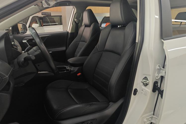 Used Toyota Wildlander 2023 2.0L CVT Four-Wheel Drive Luxury PLUS Edition