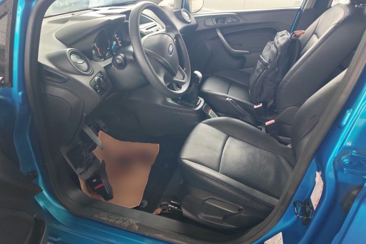 Used Ford Fiesta 2013 Sedan 1.5L Manual Fashion Edition Left Front Seat