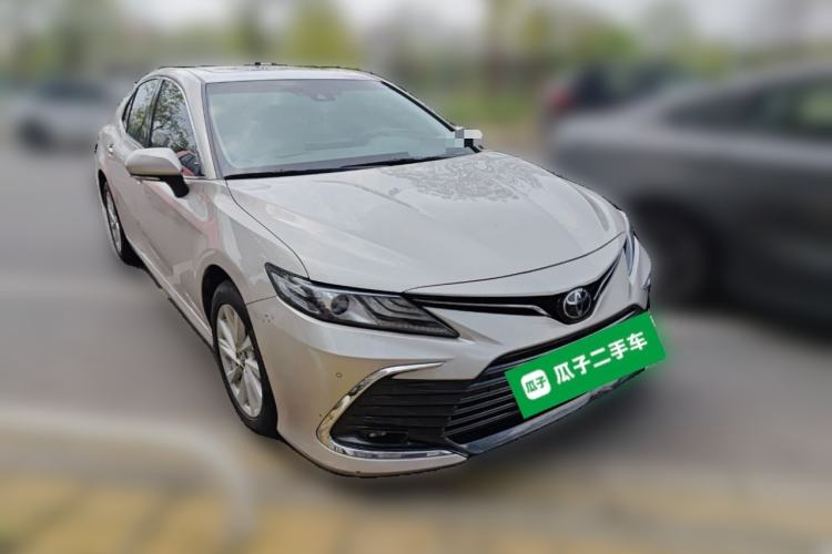 Used Toyota Camry 2021 2.0G Luxury Edition
