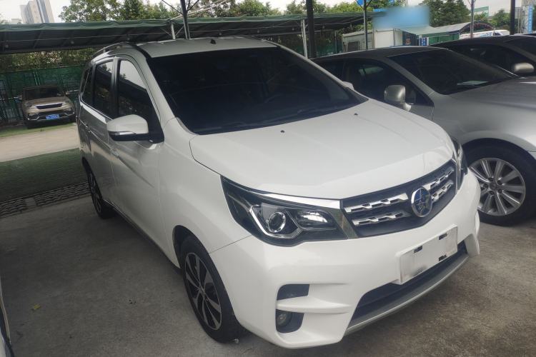 Used Venucia M50V 2017 1.6L XL CVT Luxury Edition