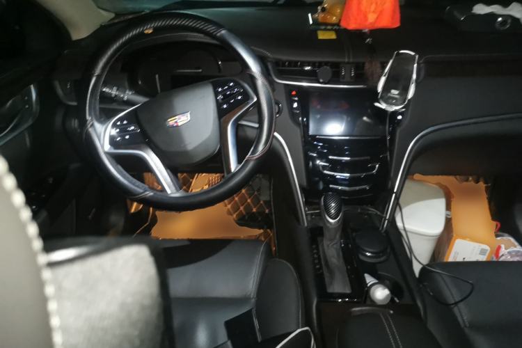 Used Cadillac XTS 2018 28T Elite Edition Steering Wheel