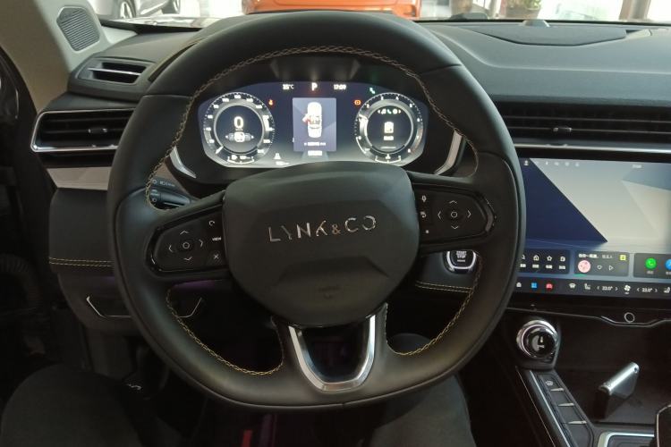 Used Lynk & Co 01 2024 2.0TD Two-Wheel Drive Global Pro