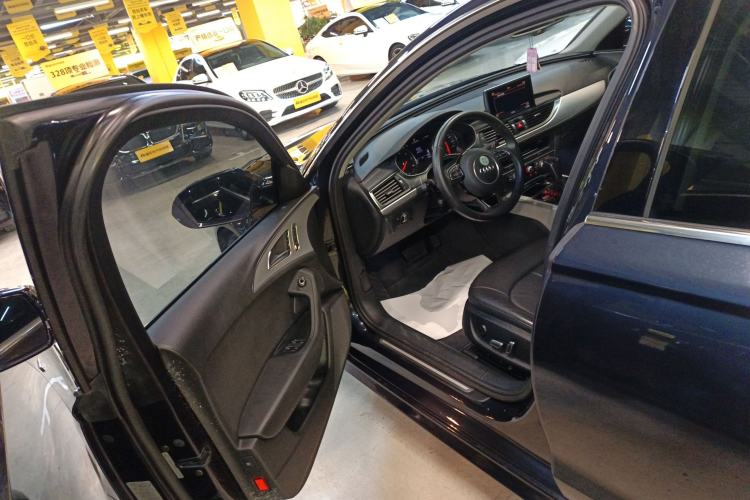 Used Audi A6 2017 Avant 35 TFSI Fashion Model
