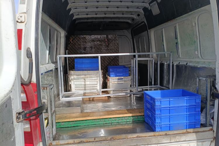 Used Foton Toano 2022 2.5T Manual Jixiang Van Extended Wheelbase Mid-Roof Design Rear Dual Tires 3-Seater D25TCIF1 Trunk